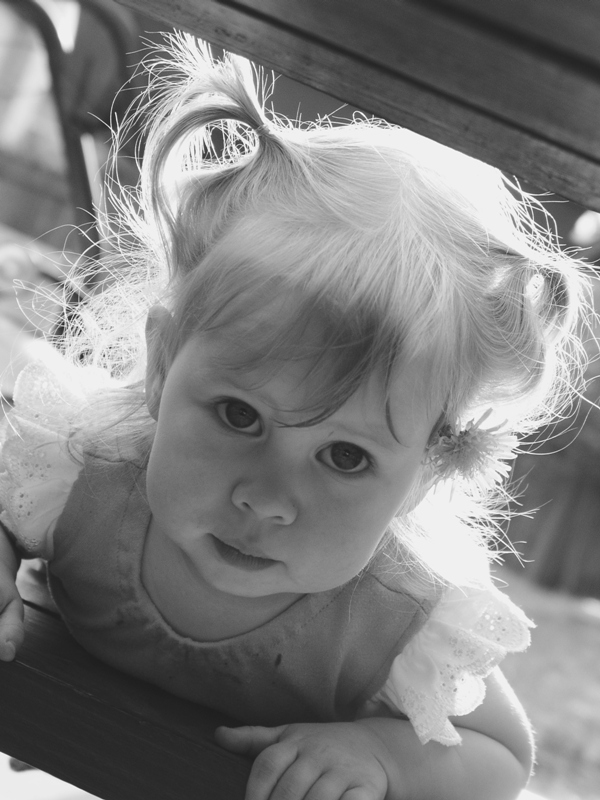 B&W Livvy