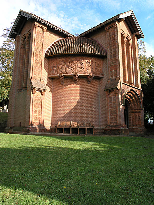 Watts Chapel