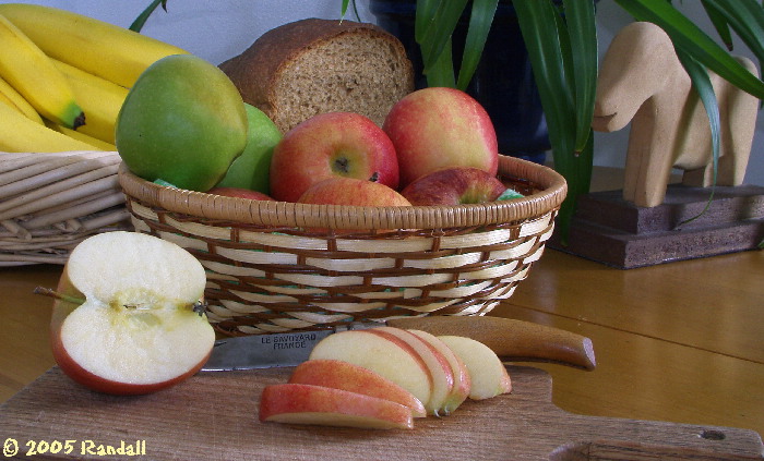 Sliced Gala apple