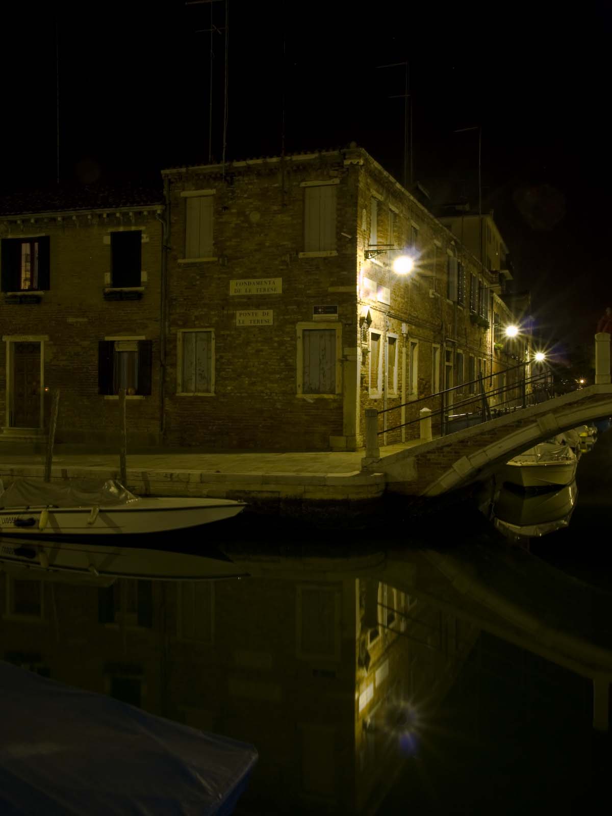 Reflections at Fondamenta De Le Terese