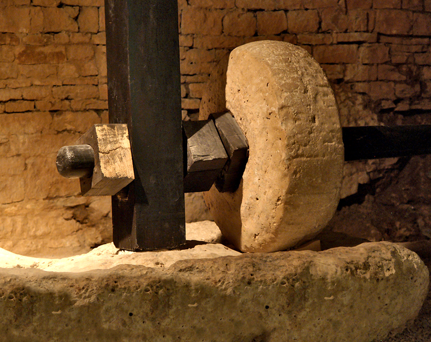 Mill stone