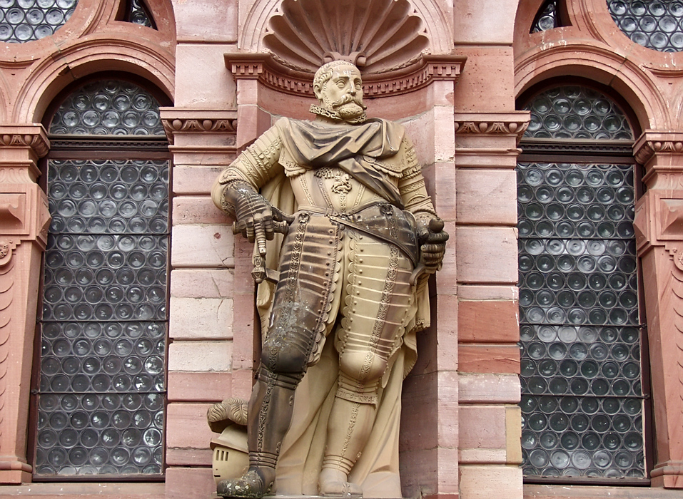 Statue in Heidelberg Castle