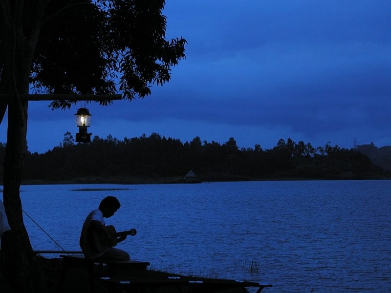 Serenading the Lake