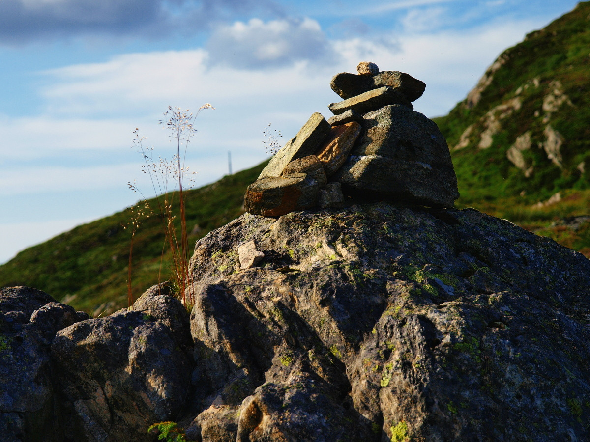 Nearby mountain 3