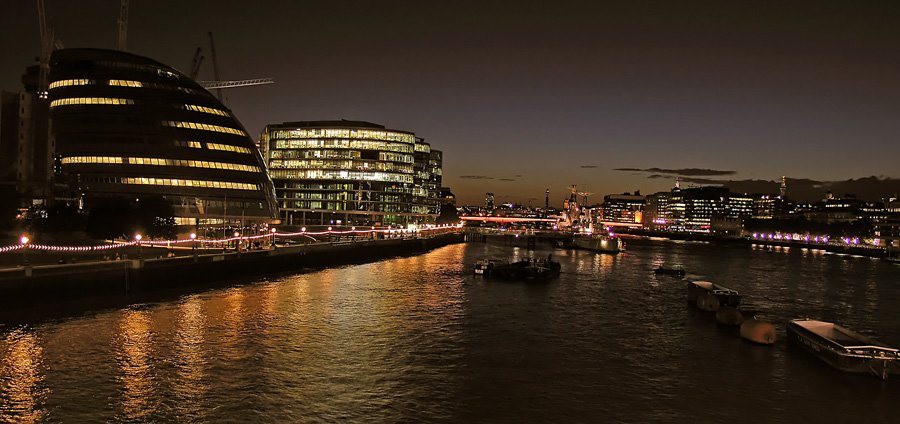 View from the Tower Bridge (London, UK)