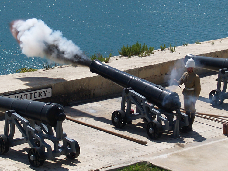 Saluting Battery