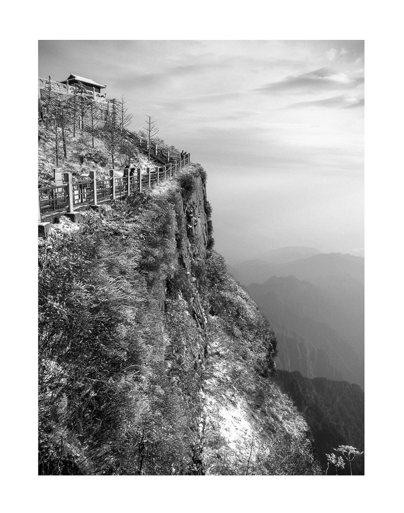 Golden Buddha Summit 2
