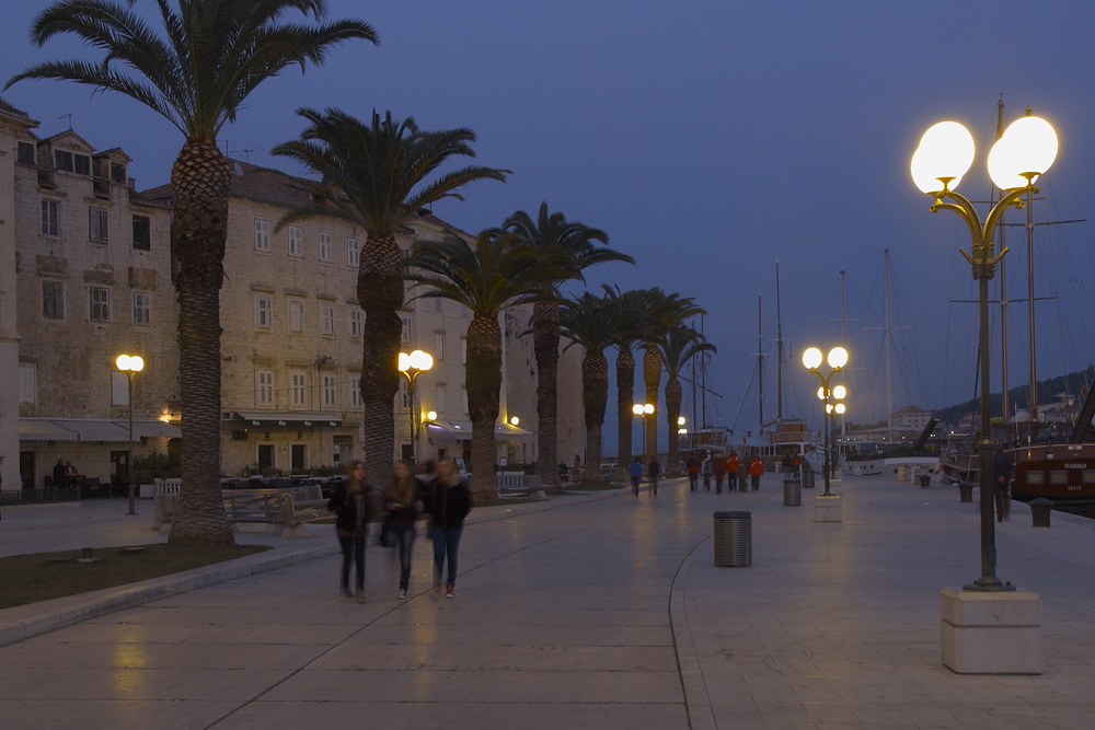 Trogir at night 2