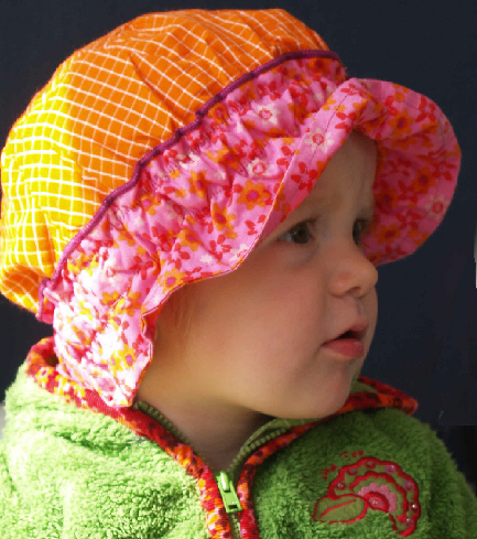 Nikoline and her sunhat