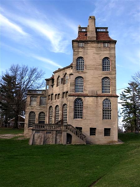 Fonthill Castle
