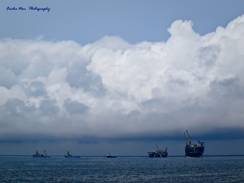Offshore Oilfield2