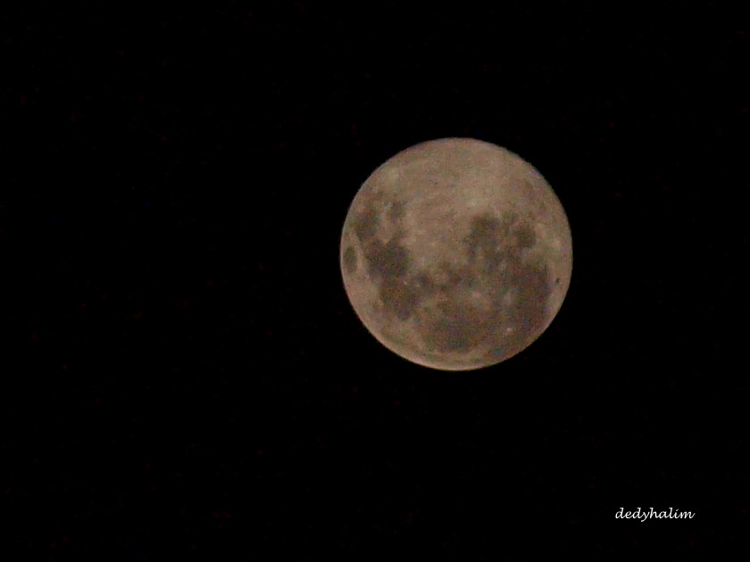 Full Moon on West Java