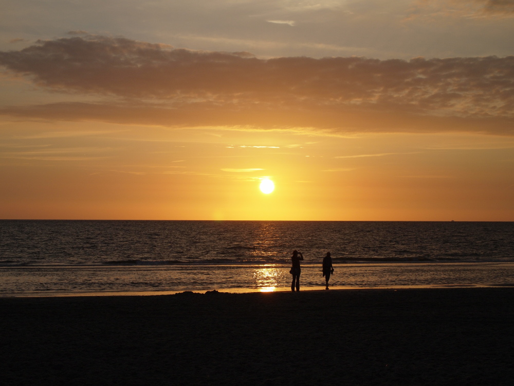 Yet another sunset (2)